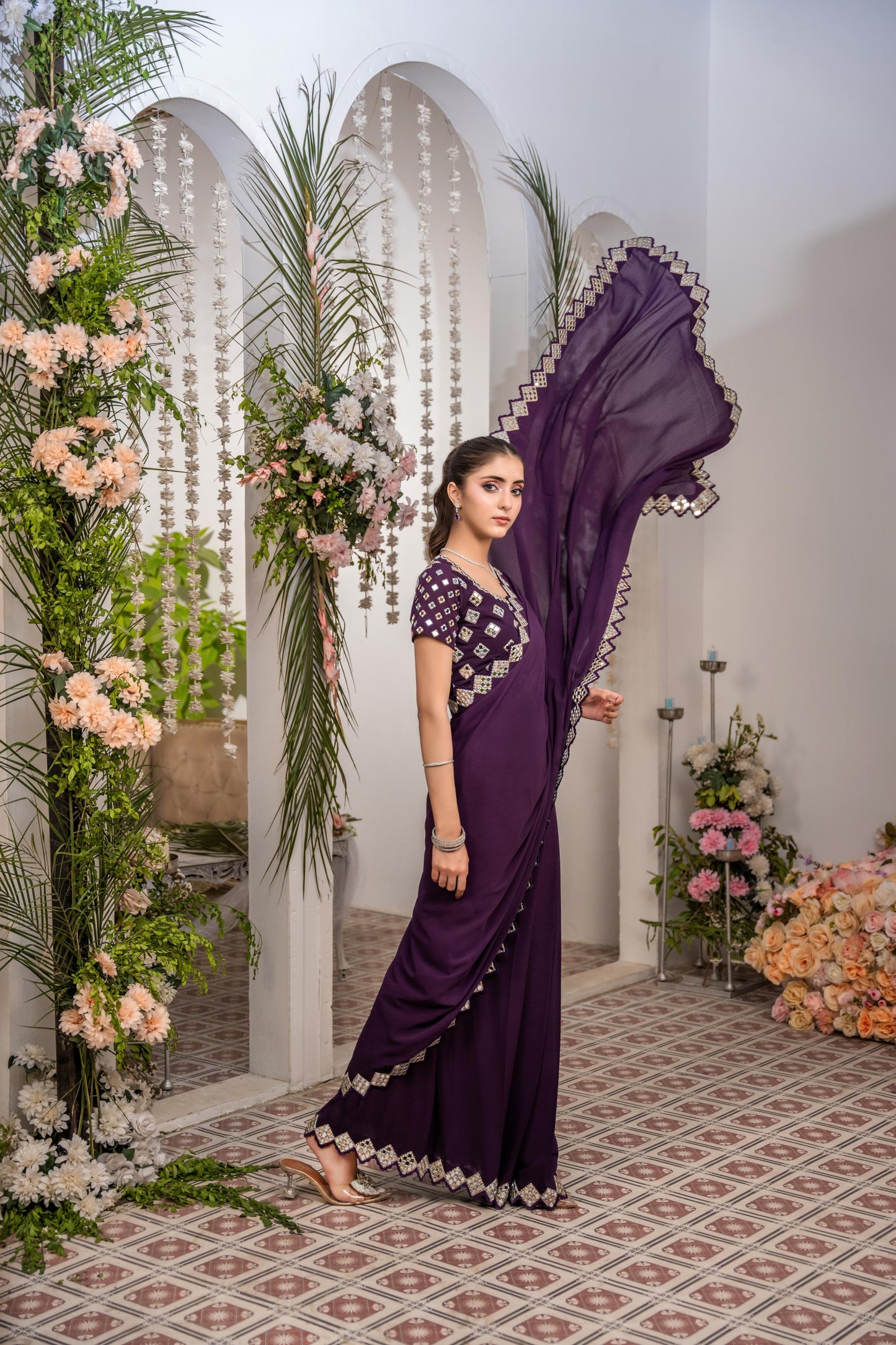 VINEYARD MUSE - Stitched